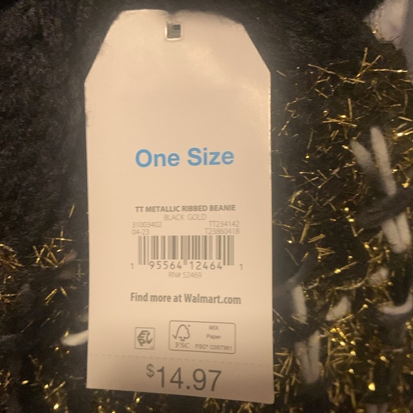 Time and Tru Women's Plaid Stitch Chunky Beanie - Picture 4 of 4